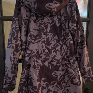 Women’s Colombia Floral Patterned Hooded Rain Jacket
